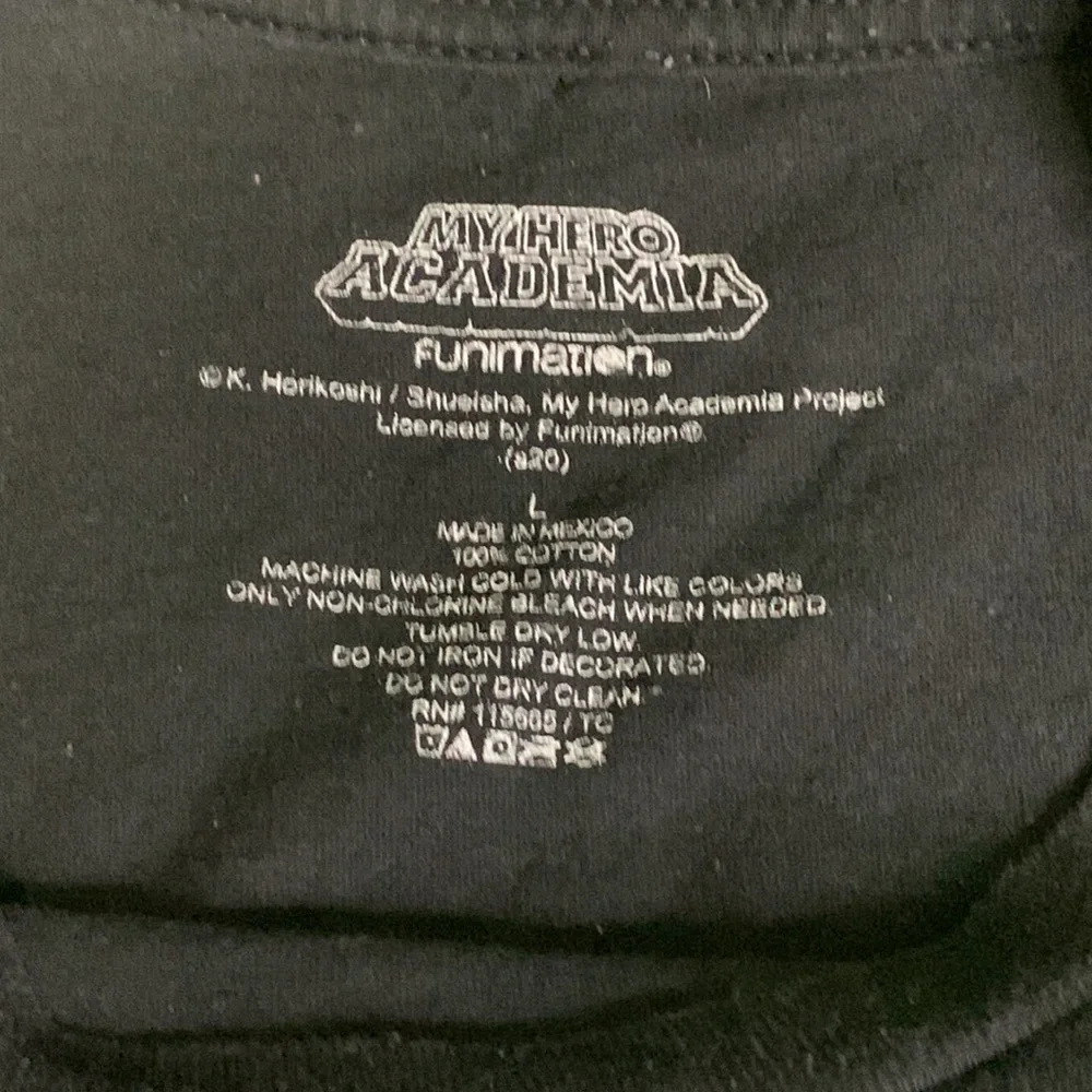 My Hero Acaemia Tee ๐ฅ๐ฅ - Picture 5 of 5